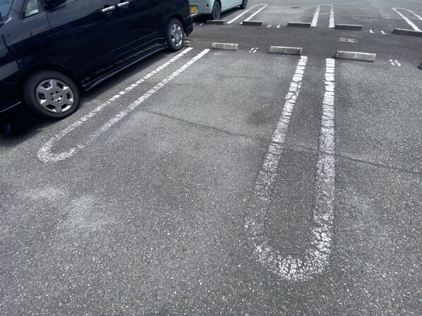 フォルストⅠの物件外観写真